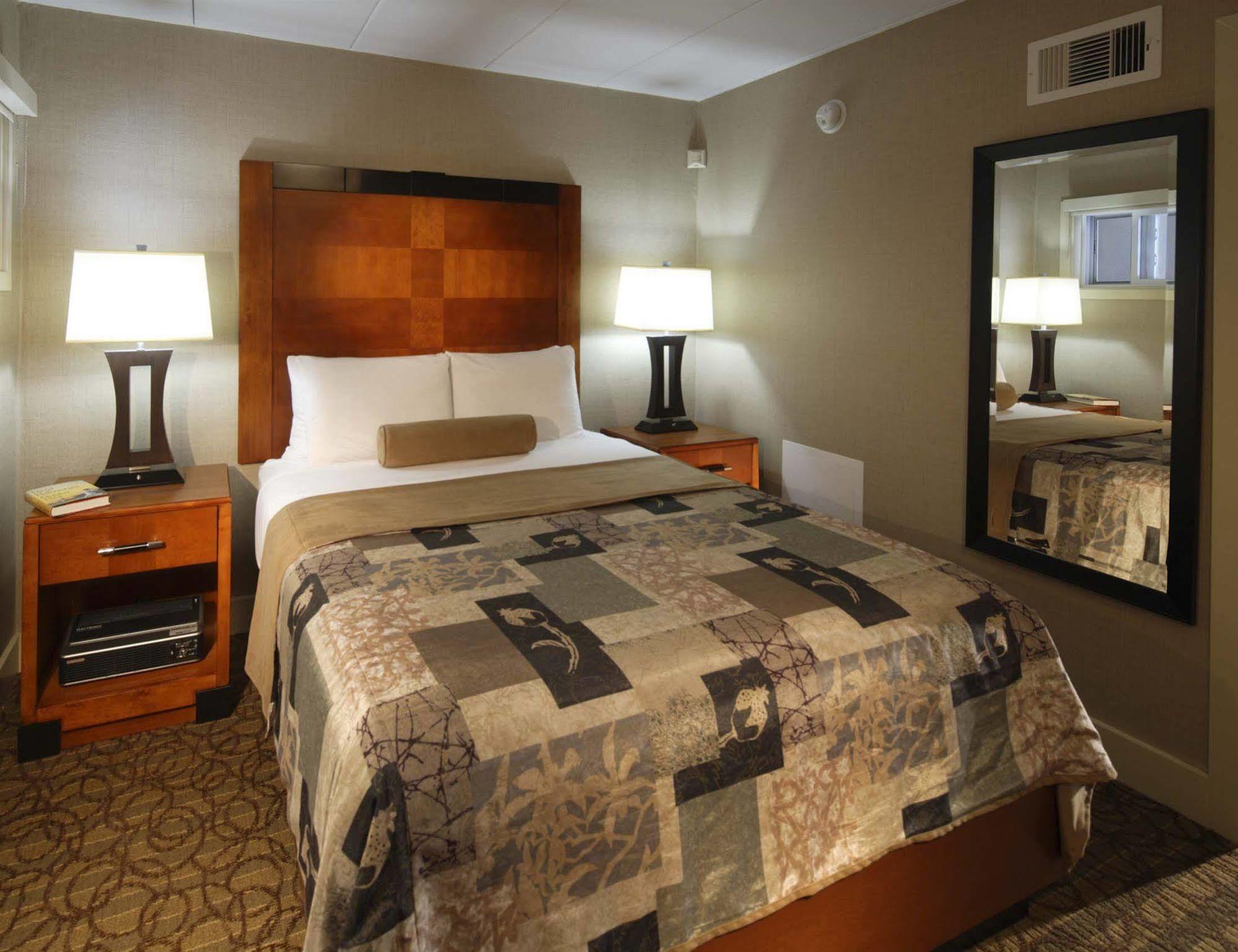 Hotel Montreal